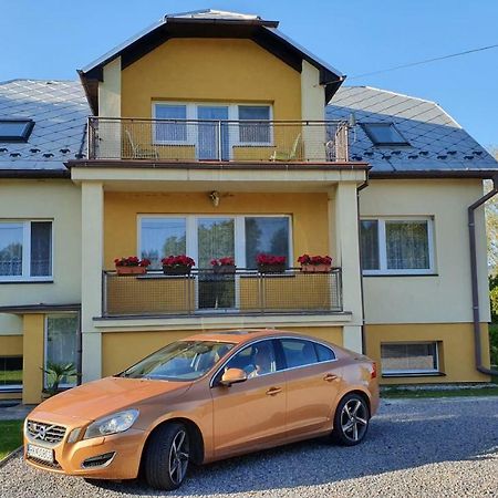 Apartmany Anna Bešeňová エクステリア 写真